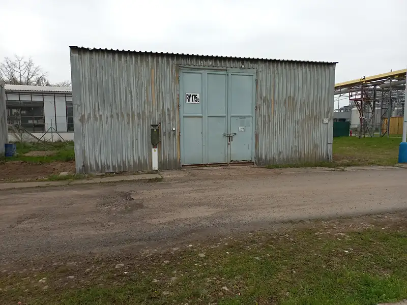 Pronájem skladového prostoru 122 m², Pardubice – náhled fotky 1