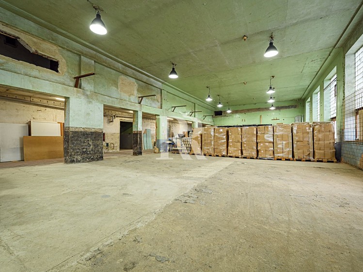 Комерційне приміщення на продаж, 1 777 м² (5 з 12)