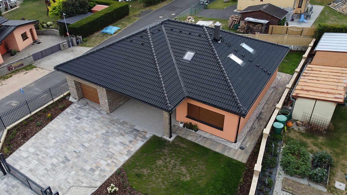 Prodej rodinného domu 250 m², pozemek 587 m² – fotografie 4