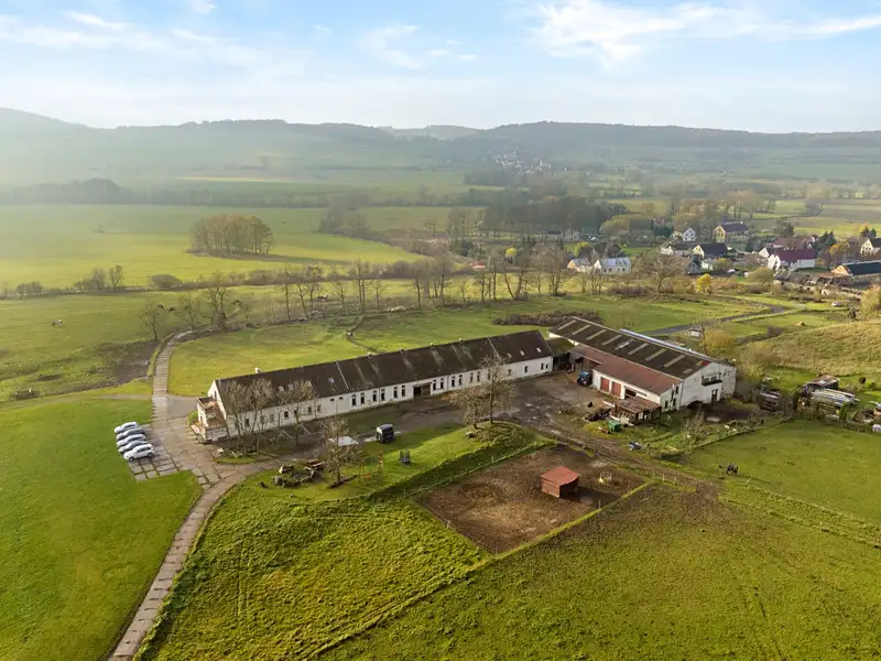 Prodej specifického typu nemovitosti 1241 m², Velké Chvojno – náhled fotky 1