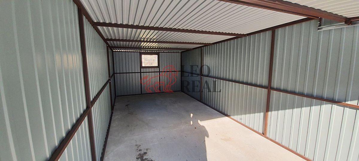 Pronájem garáže 21 m² – fotografie 5