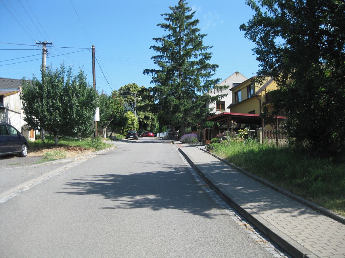 Prodej stavebního pozemku 720 m², Jalubí – fotka 1 z 3