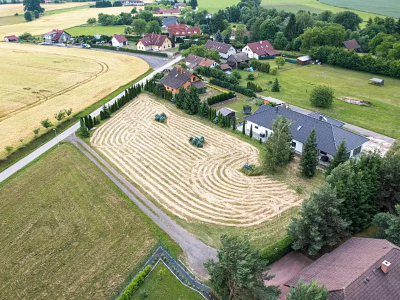 Prodej stavebního pozemku 2947 m², Brada-Rybníček – náhled fotky 2