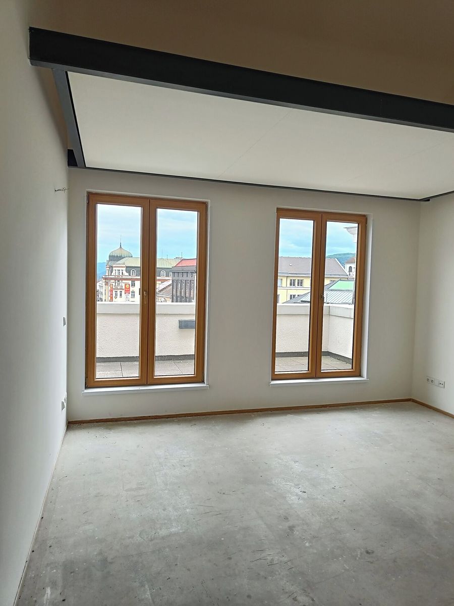 Pronájem obchodního prostoru 100 m² – fotografie 3