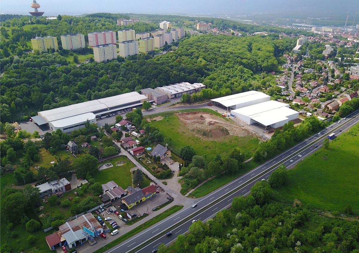 Pronájem skladového prostoru 15109 m²