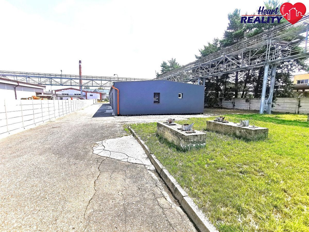 Pronájem skladového prostoru 157 m² – fotografie 3