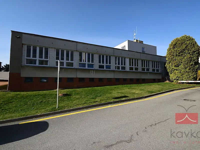Pronájem výrobní haly, prostoru 665 m², Pelhřimov – náhled fotky 1