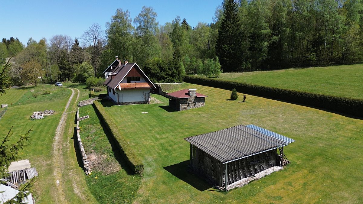 Prodej chalupy 140 m², pozemek 9424 m² – fotografie 2