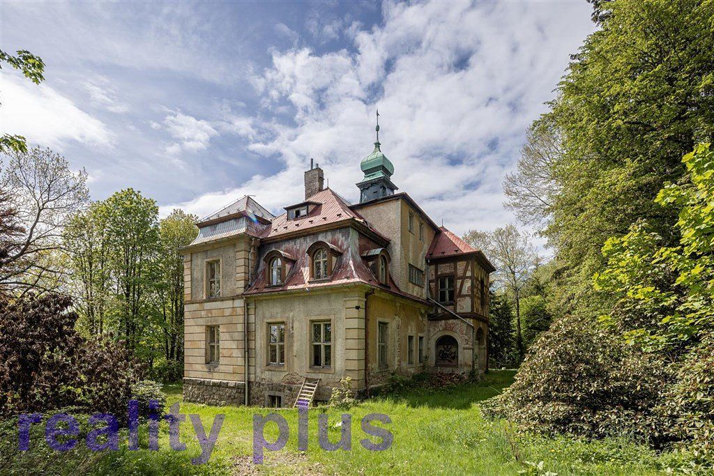 Prodej rodinného domu 1000 m², pozemek 8208 m² – fotografie 2