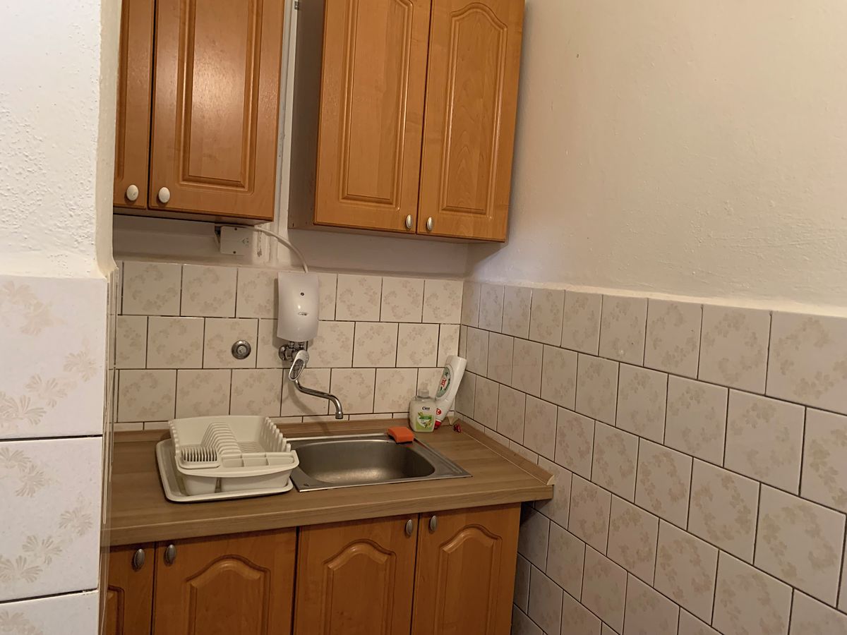 Pronájem kanceláře 34 m² – fotografie 5