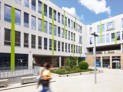 Pronájem kanceláře 210 m²