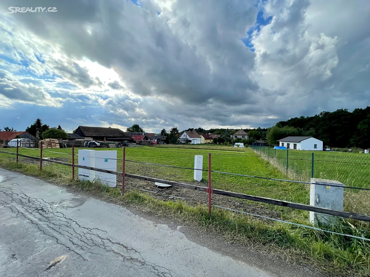 Prodej stavebního pozemku 1047 m², Holice
