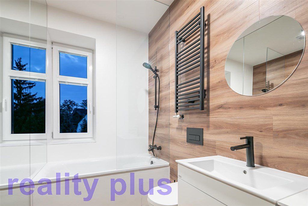 Pronájem bytu 1+kk 36 m² – fotografie 4