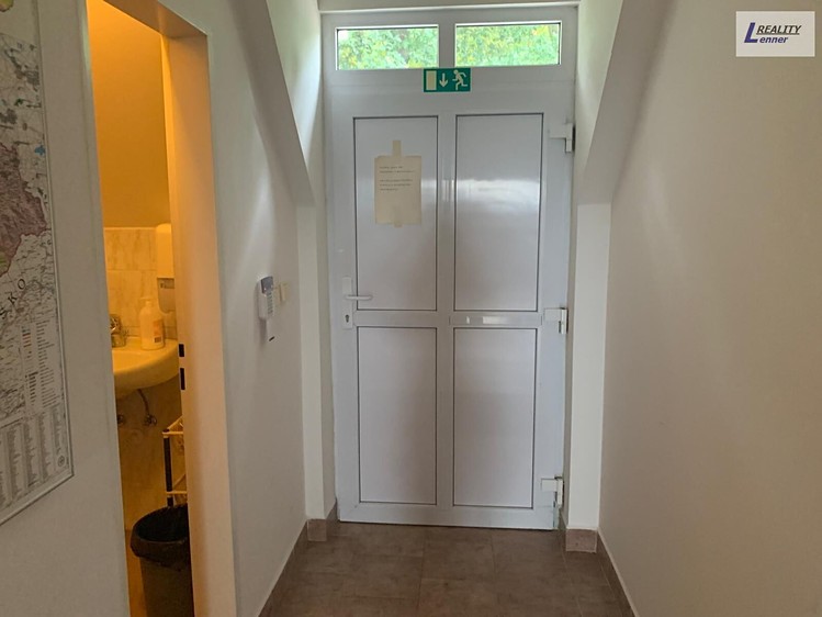 Комерційне приміщення в оренду, 117 м² (16 з 16)