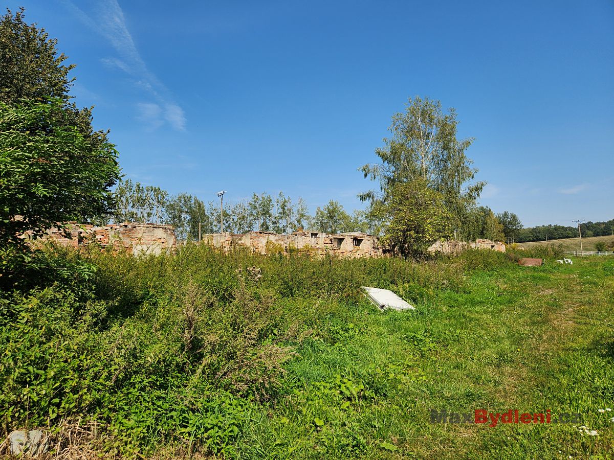Prodej stavebního pozemku 6657 m² – fotografie 3