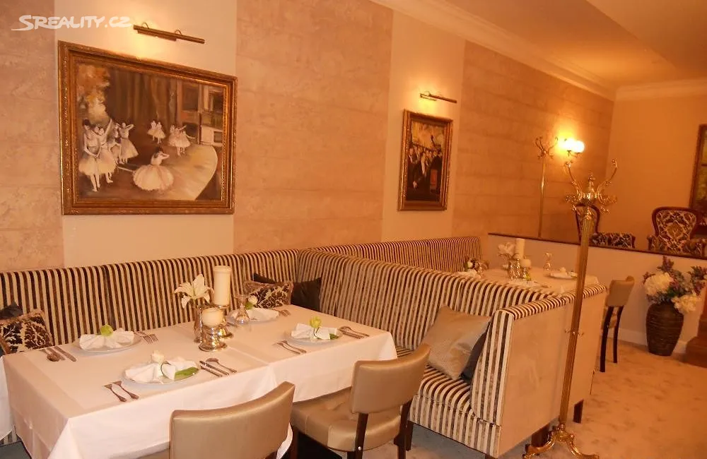 Pronájem restaurace 390 m², Karlovy Vary