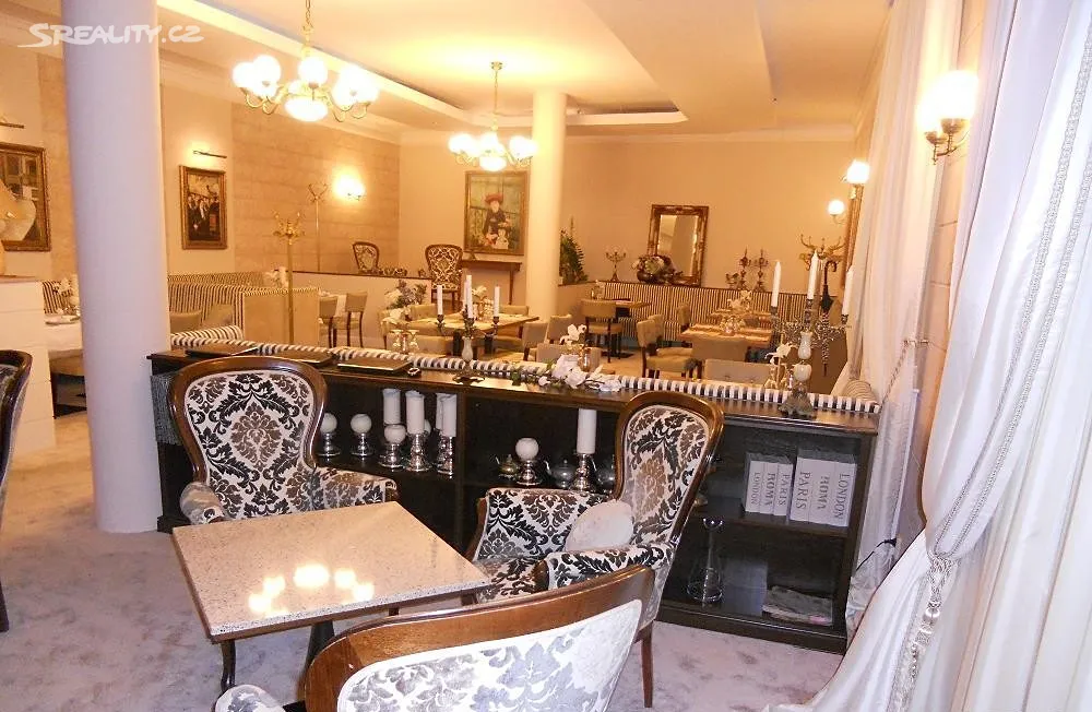 Pronájem restaurace 390 m² – pohled 4