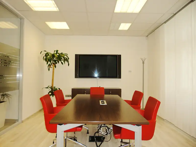 Pronájem kanceláře 106 m², Praha – náhled fotky 3