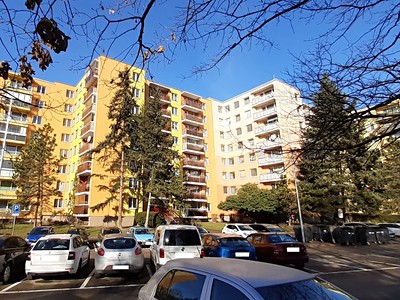 https://d18-a.sdn.cz/d_18/c_img_gR_z/r5pEWp.jpeg?fl=res,400,300,3|shr,,20|jpg,90 image
