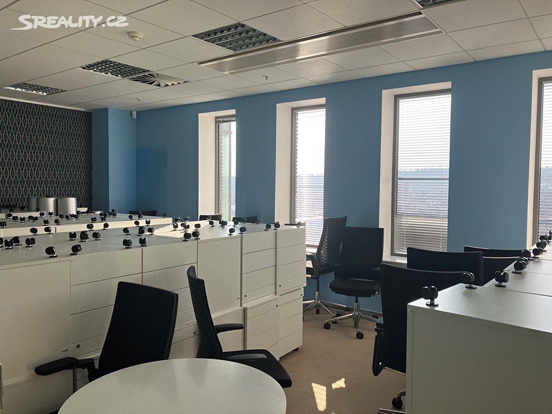 Pronájem kanceláře 606 m² – pohled 2