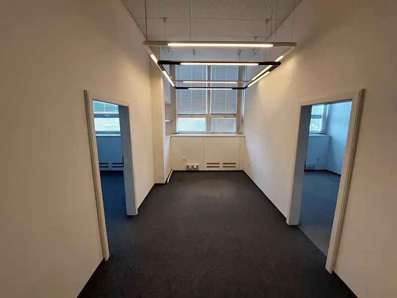 Pronájem kanceláře 84 m², Jičín – náhled fotky 3