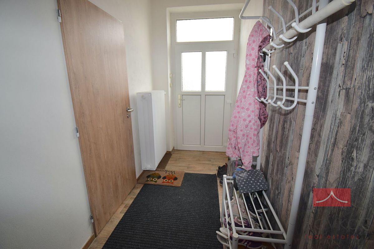 Prodej rodinného domu 469 m², pozemek 1657 m² – fotografie 4