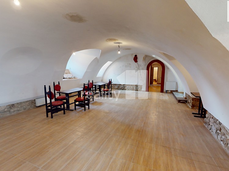 Prodej komerčního prostoru, 1 544 m² (26 z 48)
