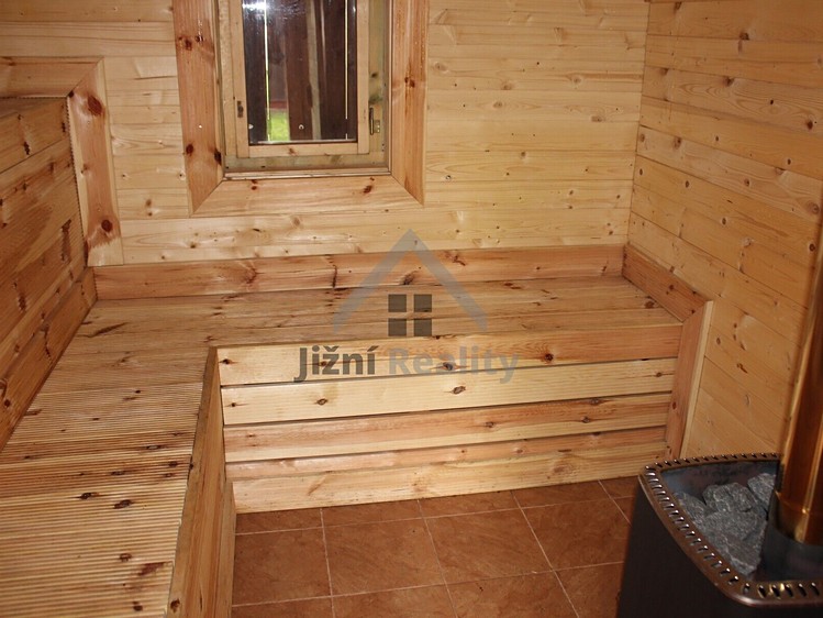 Комерційне приміщення на продаж, 1 000 м² (23 з 25)
