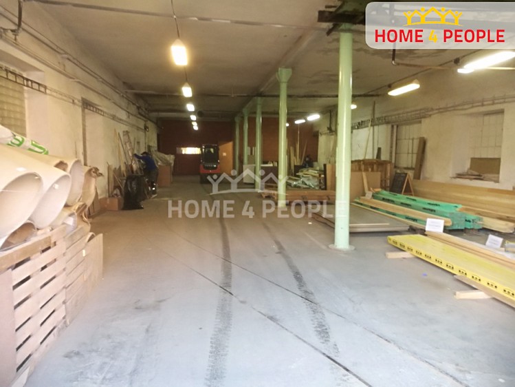 Pronájem komerčního prostoru, 1 877 m² (4 z 8)