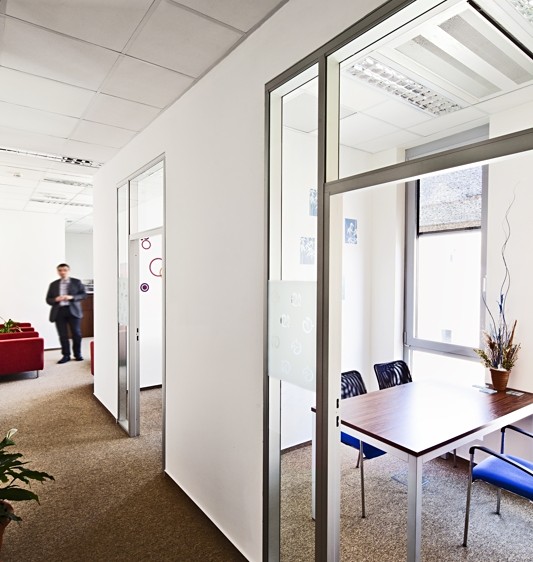 Pronájem komerčního prostoru, 210 m² (7 z 9)