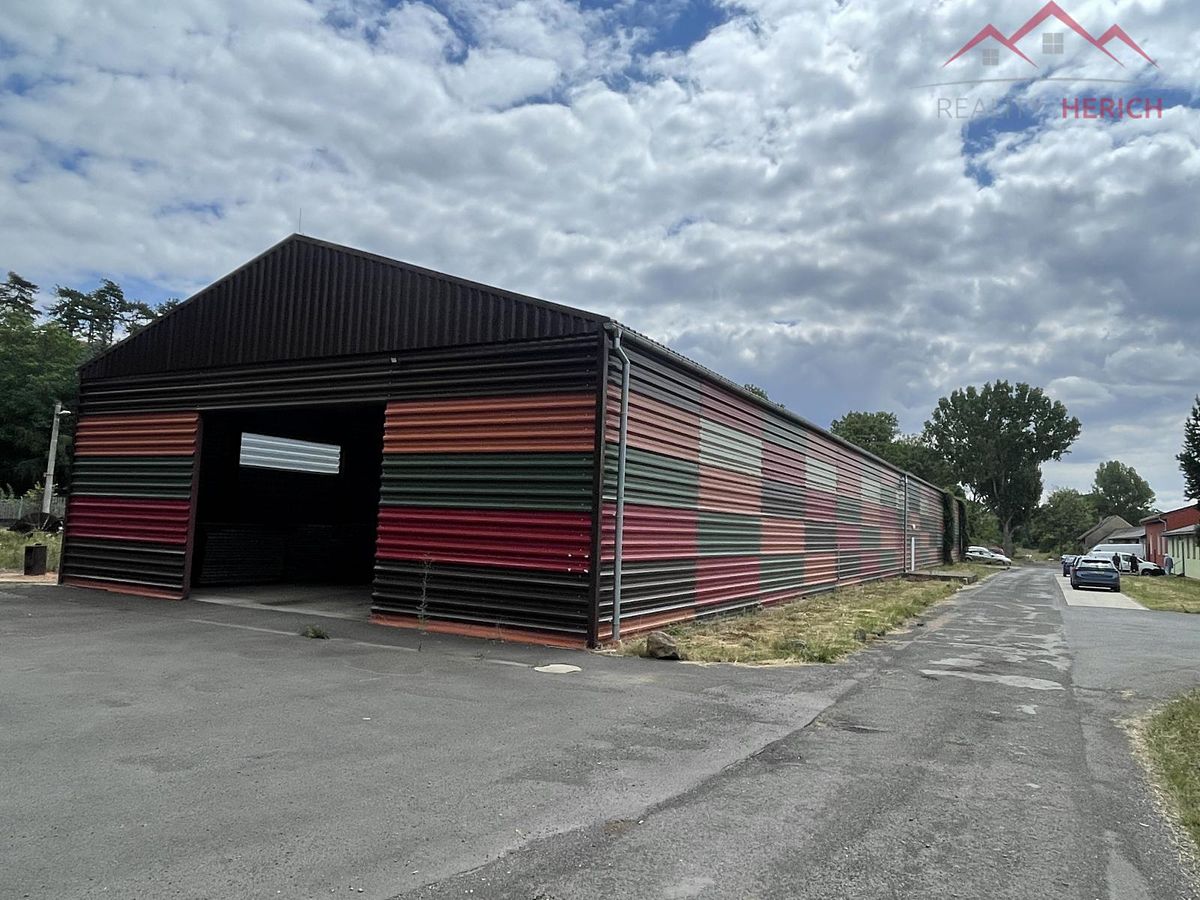 Pronájem skladového prostoru 1000 m²