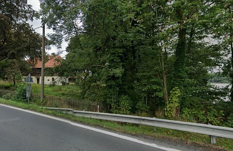 Prodej vícegeneračního domu 1646 m², pozemek 6734 m² – fotografie 2