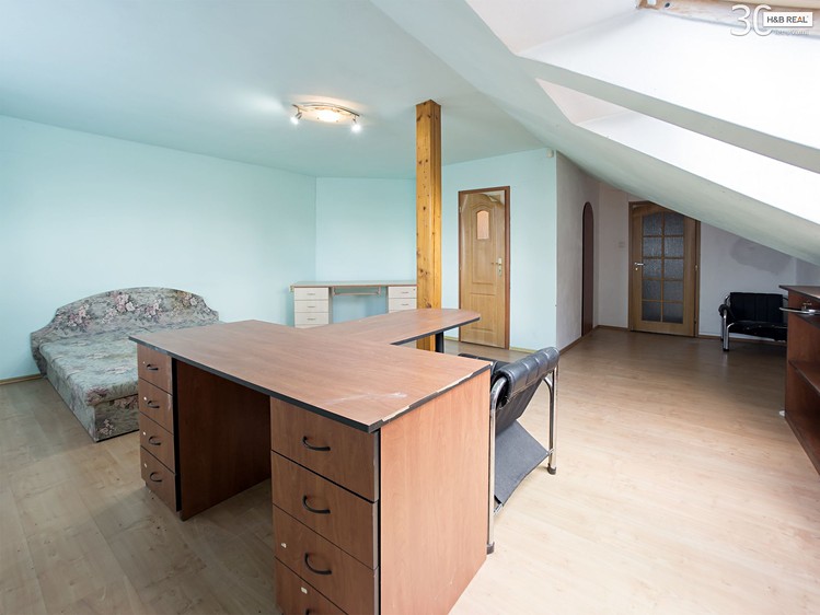 Gewerbefläche zum Kauf, 720 m² (11 von 16)