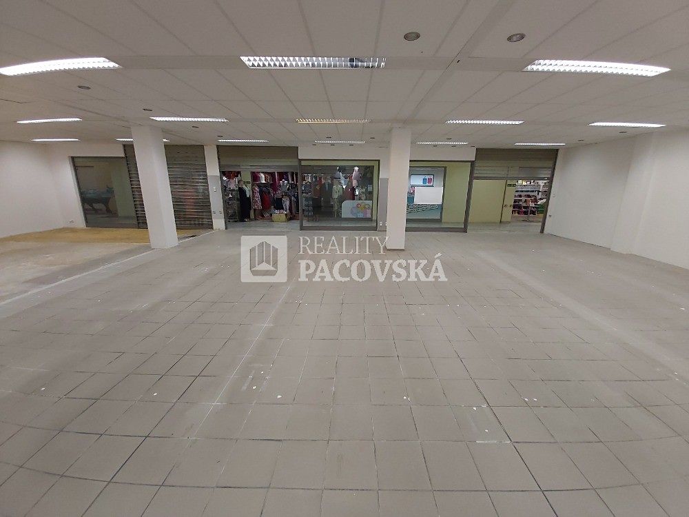 Pronájem obchodního prostoru 184 m² – fotografie 2