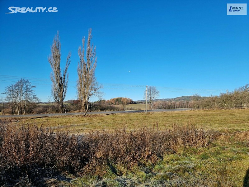 Prodej  stavebního pozemku 3 863 m² - More