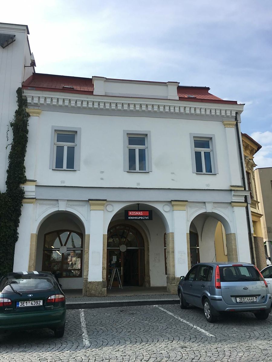 Pronájem kanceláře 188 m²
