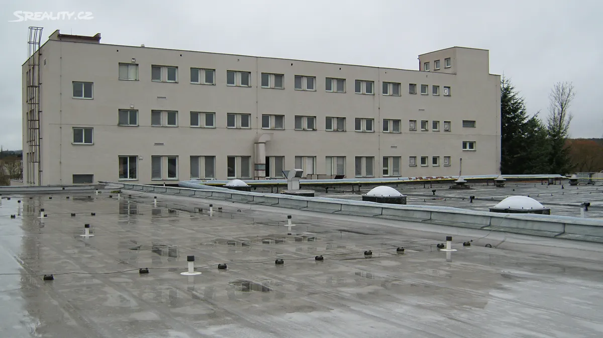 Prodej skladového prostoru 57000 m² – další