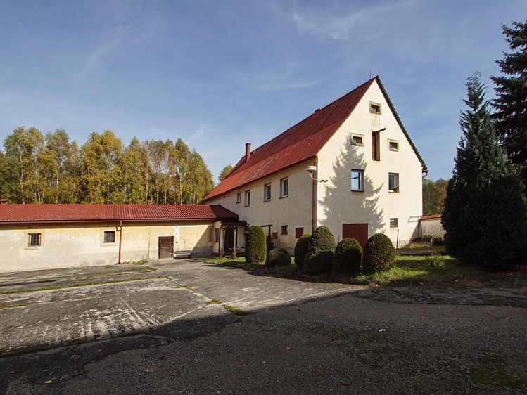 Prodej domu, 1 000 m² (6 z 21)