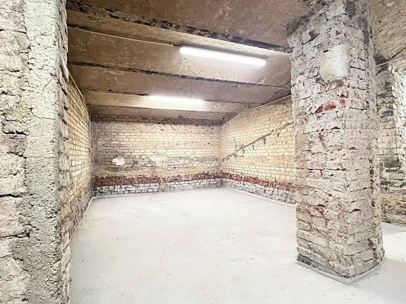 Pronájem obchodního prostoru 200 m², Příbram – náhled fotky 2