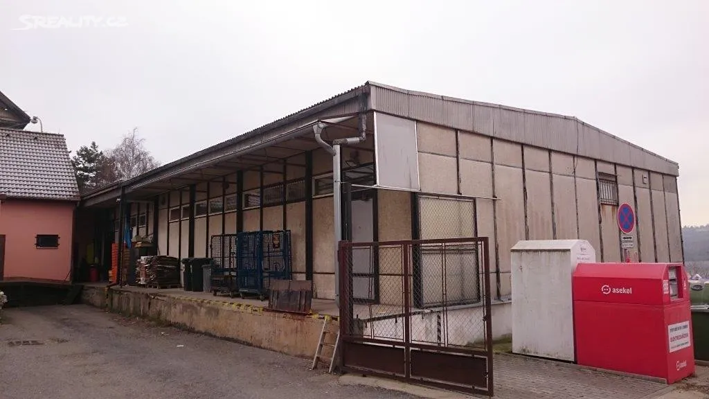 Prodej kanceláře 185 m² – pohled 2