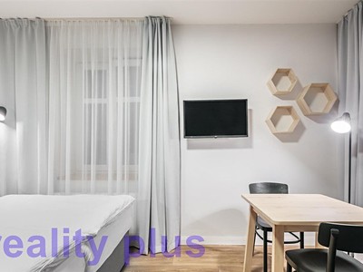 Квартира 1+kk в оренду, 36 м² (3 з 10)