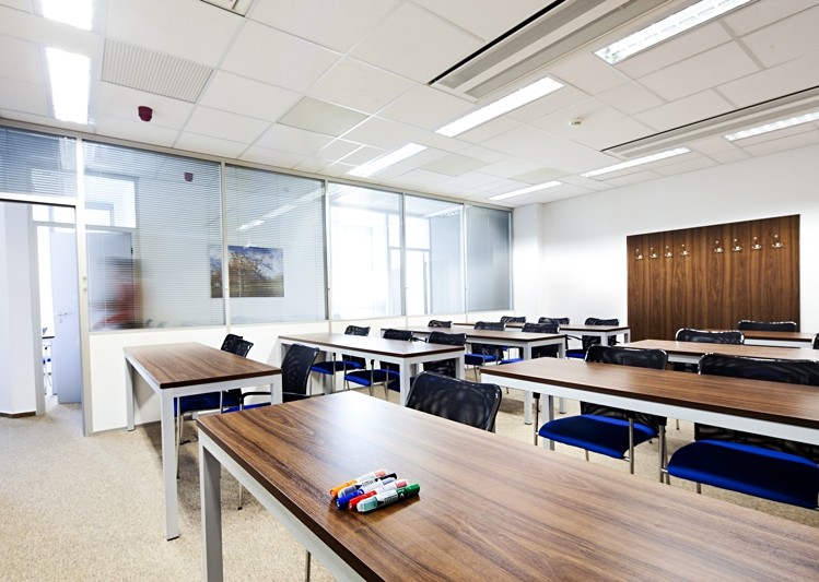 Pronájem komerčního prostoru, 210 m² (8 z 9)