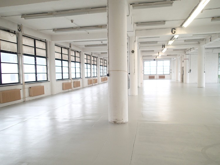 Комерційне приміщення в оренду, 1 109 м² (1 з 8)