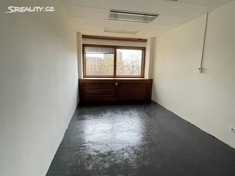 Pronájem kanceláře 20 m², Praha