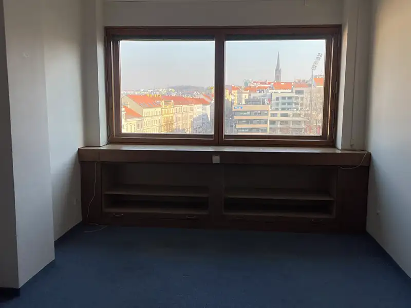 Pronájem kanceláře 20 m², Praha – náhled fotky 1