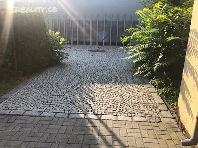 Prodej komerční nemovitosti 370 m² – pohled 3