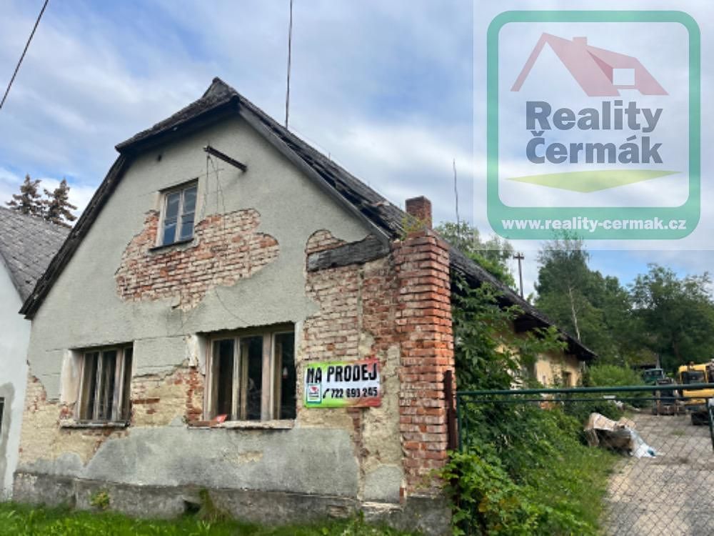 Prodej rodinného domu 295 m², pozemek 1191 m² – fotografie 2