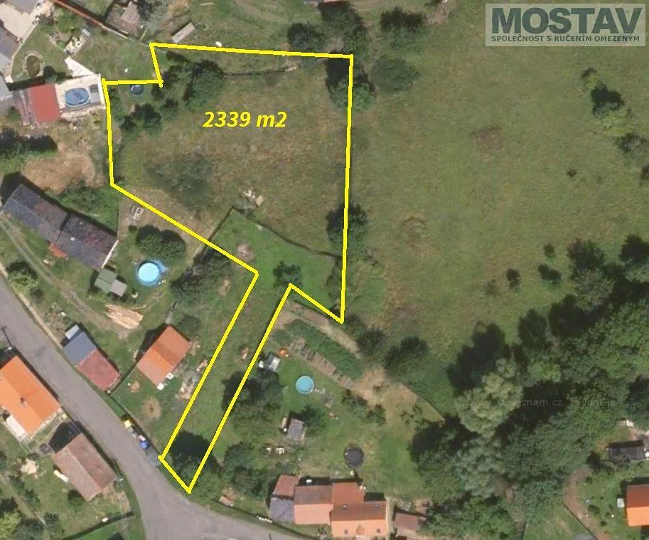 Prodej stavebního pozemku 2339 m²