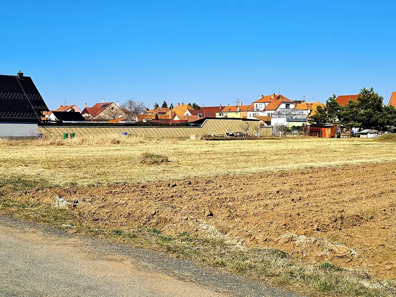 Prodej stavebního pozemku 451 m², Břeclav – náhled fotky 2