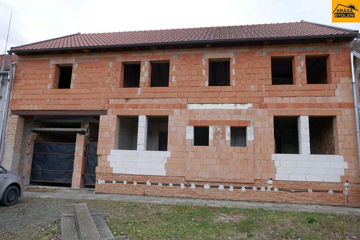 Prodej výrobní haly, prostoru 1252 m²
